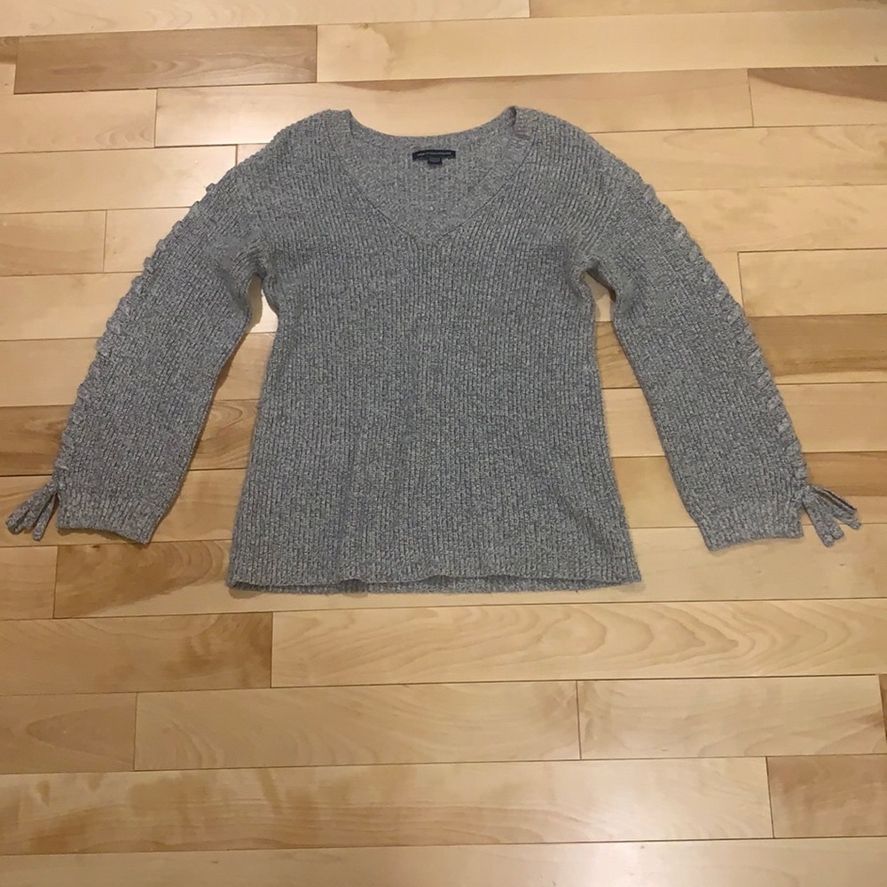 Cute sweater from American Eagle